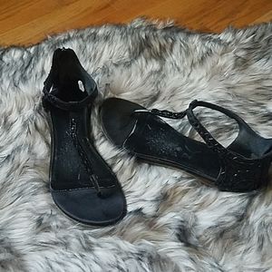flat sandals bullboxer